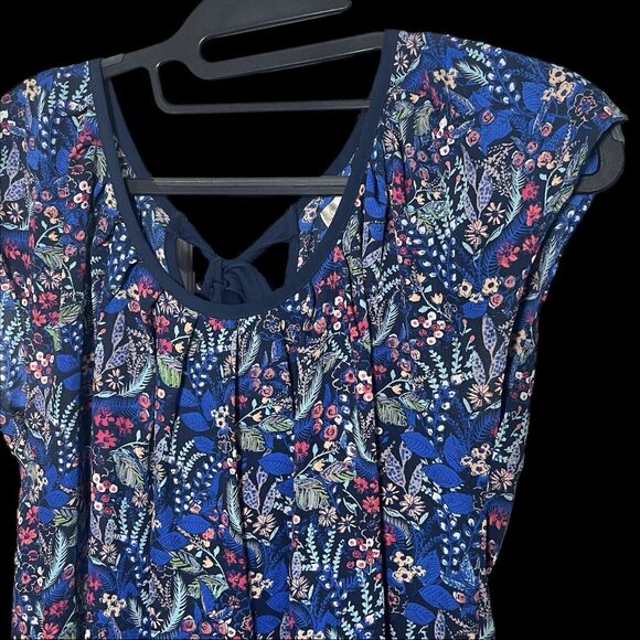 LC Lauren Conrad Blue Floral Cap Sleeve Blouse, Tie At Neck, Lightweight, Medium - Picture 2 of 11